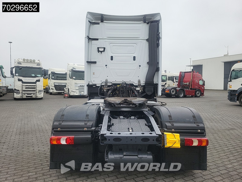 Mercedes-Benz Actros 1848 4X2 BigSpace Retarder Standklima ACC Xenon Euro 6 - Влекач: снимка 3 Mercedes-Benz Actros 1848 4X2 BigSpace Retarder Standklima ACC Xenon Euro 6 - Влекач: снимка 3