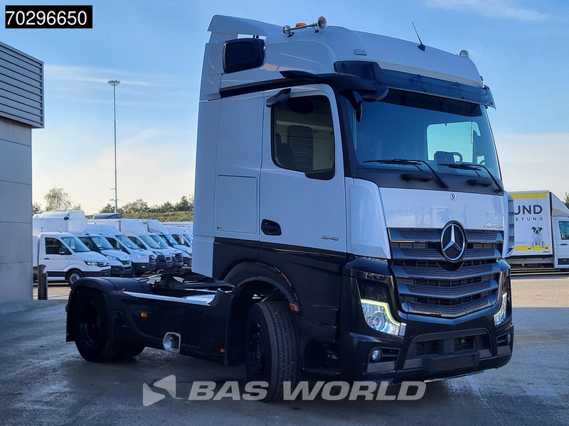 Mercedes-Benz Actros 1848 4X2 BigSpace Retarder Standklima MirrorCam ACC Xenon Euro 6 - Влекач: снимка 3 Mercedes-Benz Actros 1848 4X2 BigSpace Retarder Standklima MirrorCam ACC Xenon Euro 6 - Влекач: снимка 3