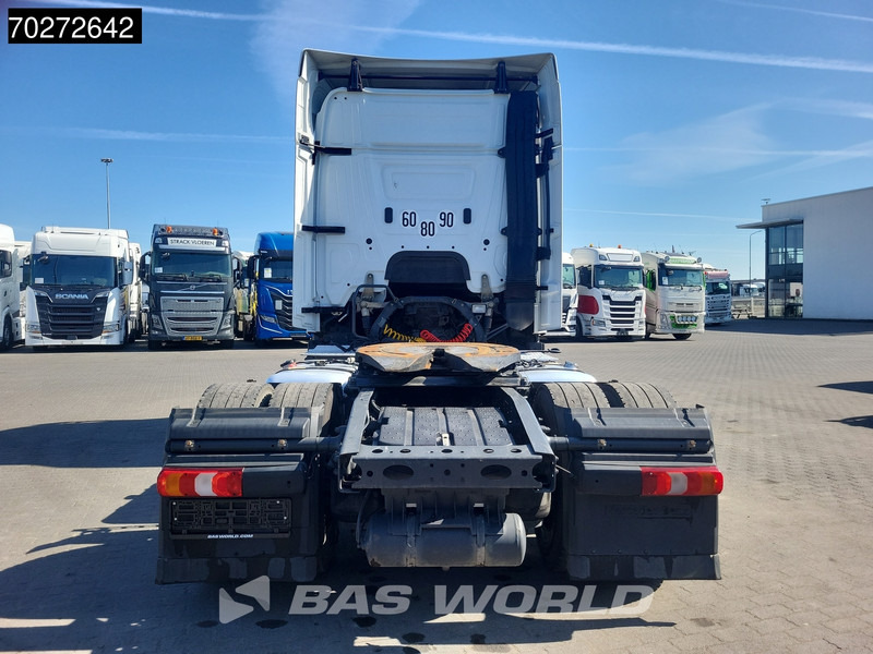 Mercedes-Benz Actros 1848 4X2 StreamSpace 2x Tanks - Влекач: снимка 3 Mercedes-Benz Actros 1848 4X2 StreamSpace 2x Tanks - Влекач: снимка 3