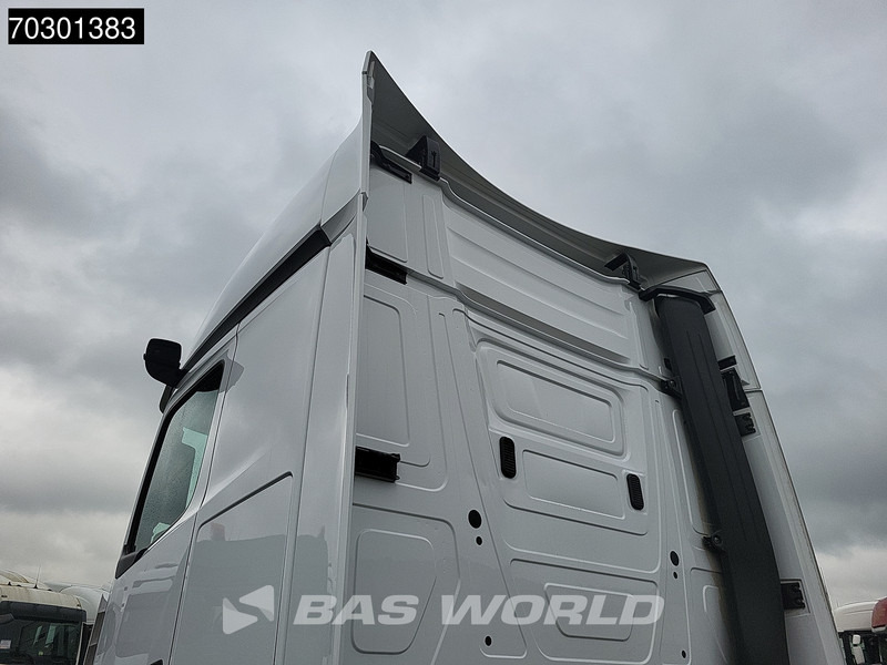 Mercedes-Benz Actros 1863 Actros 4X2 BigSpace Retarder 2x Tanks - Влекач: снимка 5 Mercedes-Benz Actros 1863 Actros 4X2 BigSpace Retarder 2x Tanks - Влекач: снимка 5