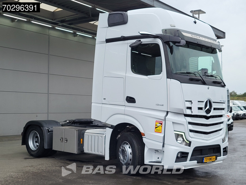 Mercedes-Benz Actros 1942 4X2 GigaSpace NL-Truck Standairco Navi Euro 6 - Влекач: снимка 3 Mercedes-Benz Actros 1942 4X2 GigaSpace NL-Truck Standairco Navi Euro 6 - Влекач: снимка 3