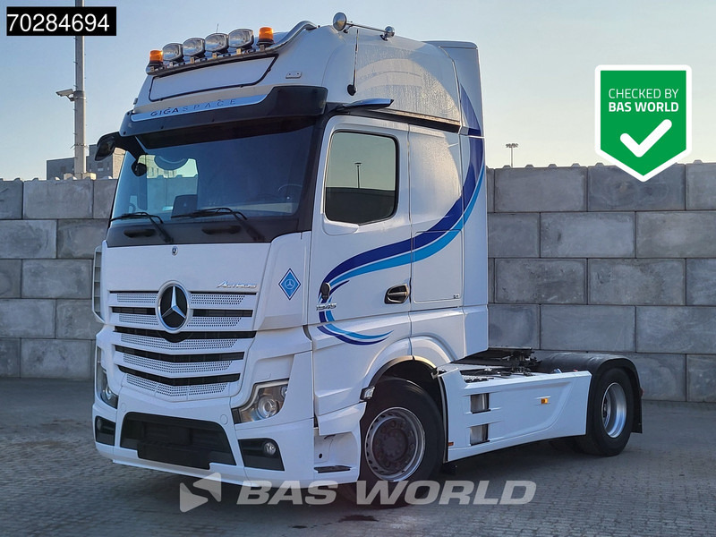 Mercedes-Benz Actros 1945 4X2 GigaSpace 2x Tanks Full-Air Navi MirrorCam ACC - Влекач: снимка 1 Mercedes-Benz Actros 1945 4X2 GigaSpace 2x Tanks Full-Air Navi MirrorCam ACC - Влекач: снимка 1