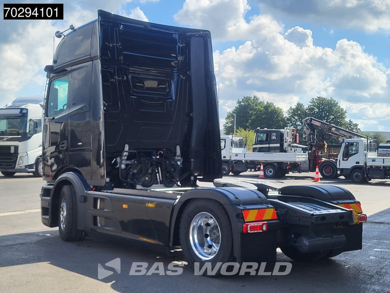 Mercedes-Benz Actros L 1863 4X2 NEW! Retarder Full-Air Leder Standklima 2x Tanks MirrorCam Navi PPC Alcoa's LED Euro 6 - Влекач: снимка 2 Mercedes-Benz Actros L 1863 4X2 NEW! Retarder Full-Air Leder Standklima 2x Tanks MirrorCam Navi PPC Alcoa's LED Euro 6 - Влекач: снимка 2