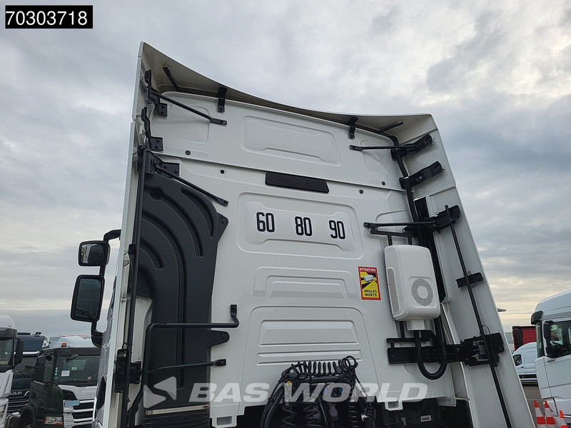 Renault T 520 4X2 HIGH Retarder 2xTanks Standklima LED Euro 6 - Влекач: снимка 5 Renault T 520 4X2 HIGH Retarder 2xTanks Standklima LED Euro 6 - Влекач: снимка 5