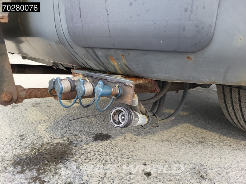 Влекач Scania R400 R 4X2 Low Mileage! Hydraulik Full-Steel Drumbrakes Euro 1: снимка 15