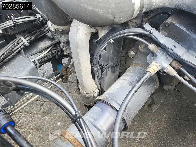 Влекач Scania R410 4X2 LNG! Retarder 2x Tanks Full-Air ACC Euro 6: снимка 12