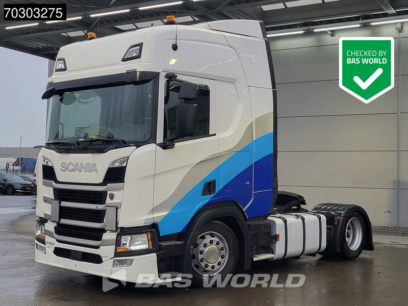 Scania R450 4X2 Mega Hebesattel Retarder 2x Tanks Standklima - Влекач: снимка 1 Scania R450 4X2 Mega Hebesattel Retarder 2x Tanks Standklima - Влекач: снимка 1