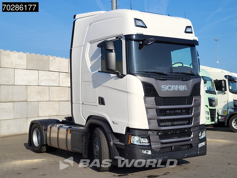 Scania S500 S 4X2 NEW! Retarder 2x Tanks Standklima ACC - Влекач: снимка 3 Scania S500 S 4X2 NEW! Retarder 2x Tanks Standklima ACC - Влекач: снимка 3