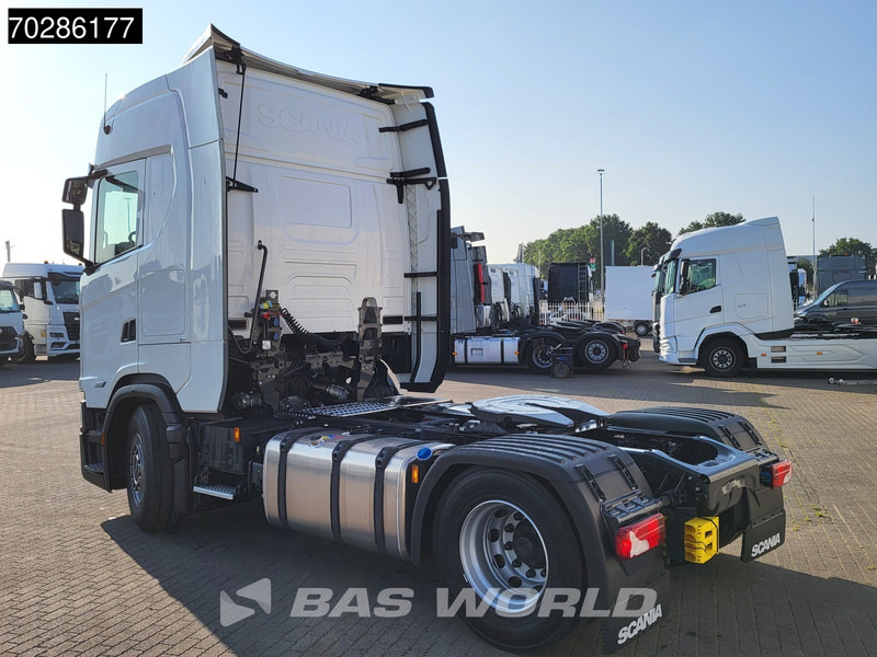 Scania S500 S 4X2 NEW! Retarder 2x Tanks Standklima ACC - Влекач: снимка 2 Scania S500 S 4X2 NEW! Retarder 2x Tanks Standklima ACC - Влекач: снимка 2
