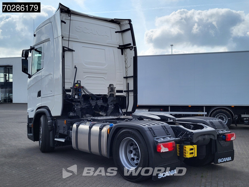 Scania S500 S 4X2 NEW! Retarder 2x Tanks Standklima ACC - Влекач: снимка 2 Scania S500 S 4X2 NEW! Retarder 2x Tanks Standklima ACC - Влекач: снимка 2