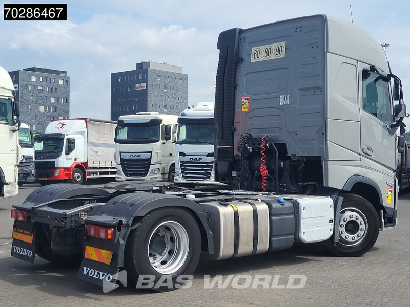 Volvo FH 460 4X2 VEB+ I-ParkCool 2xTanks LED Euro 6 - Влекач: снимка 5 Volvo FH 460 4X2 VEB+ I-ParkCool 2xTanks LED Euro 6 - Влекач: снимка 5