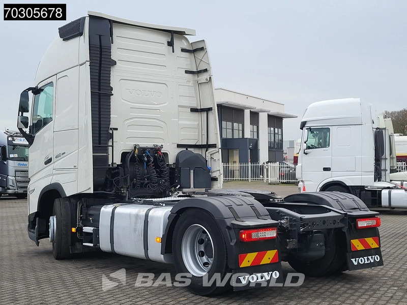Volvo FH 460 4X2 XL VEB+ 2xTanks - Влекач: снимка 2 Volvo FH 460 4X2 XL VEB+ 2xTanks - Влекач: снимка 2