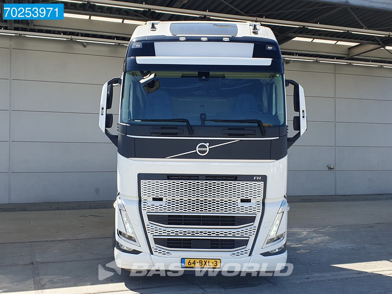 Volvo FH 460 6X2 NL-Truck XL VEB+ 2x Tanks ACC Navi LED - Влекач: снимка 5 Volvo FH 460 6X2 NL-Truck XL VEB+ 2x Tanks ACC Navi LED - Влекач: снимка 5