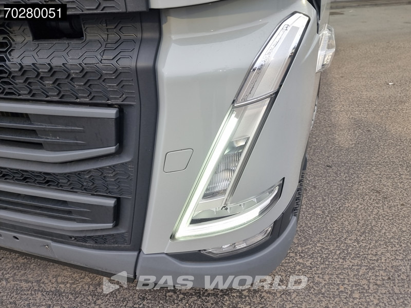 Влекач Volvo FH 460 FH 4X2 VEB+ 2x Tanks LED ACC: снимка 10