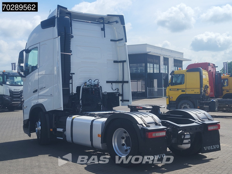 Volvo FH 500 4X2 2xTanks I-ParkCool Navi ACC Euro 6 - Влекач: снимка 2 Volvo FH 500 4X2 2xTanks I-ParkCool Navi ACC Euro 6 - Влекач: снимка 2