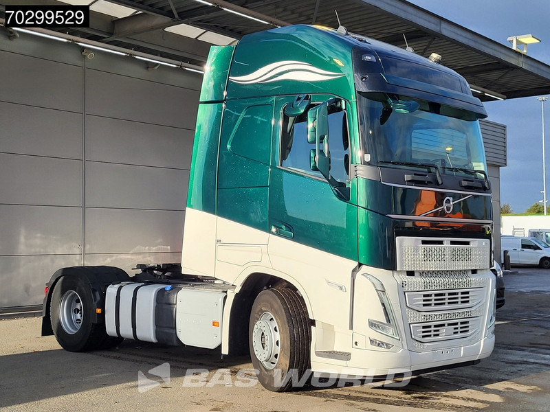 Volvo FH 500 4X2 XL VEB+ ADR TC I-ParkCool 2xTanks Navi LED ACC Euro 6 - Влекач: снимка 3 Volvo FH 500 4X2 XL VEB+ ADR TC I-ParkCool 2xTanks Navi LED ACC Euro 6 - Влекач: снимка 3