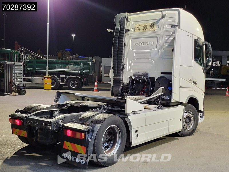 Volvo FH 500 FH 4X2 2xTanks I-ParkCool Euro 6 - Влекач: снимка 5 Volvo FH 500 FH 4X2 2xTanks I-ParkCool Euro 6 - Влекач: снимка 5