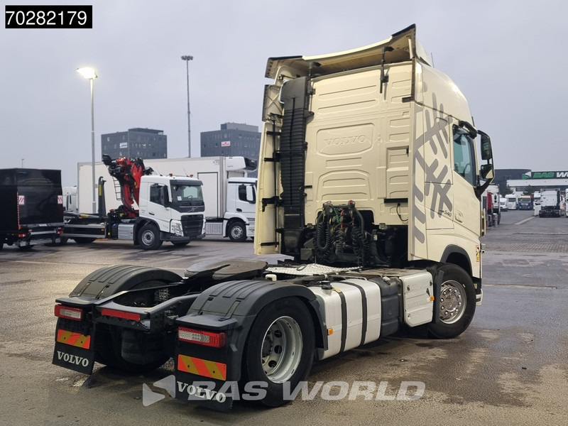 Volvo FH 540 4X2 VEB+ 2xTanks ACC I-Park Cool Euro 6 - Влекач: снимка 5 Volvo FH 540 4X2 VEB+ 2xTanks ACC I-Park Cool Euro 6 - Влекач: снимка 5