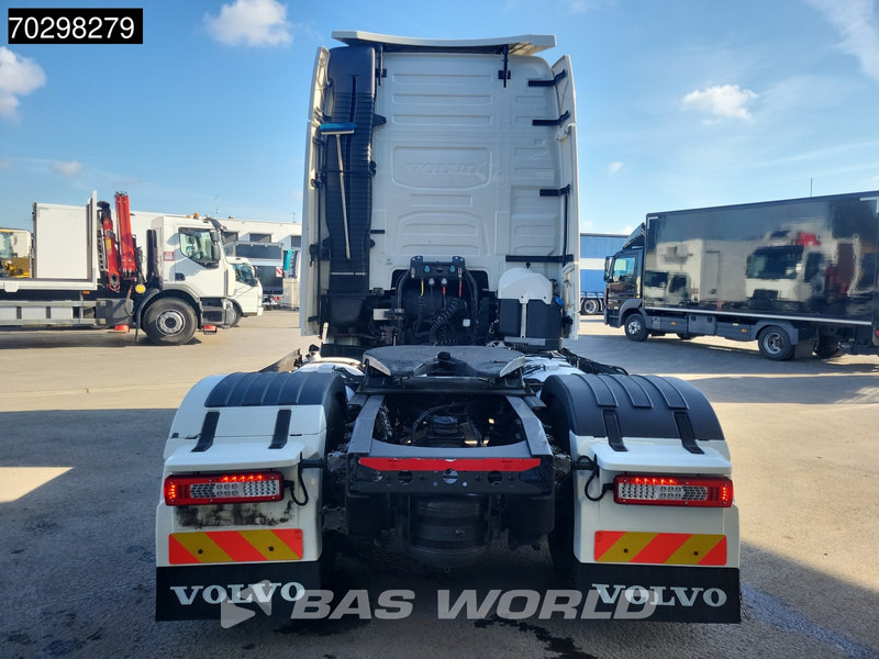 Volvo FH 540 4X2 XL Retarder 2xTanks Xenon Euro 6 - Влекач: снимка 5 Volvo FH 540 4X2 XL Retarder 2xTanks Xenon Euro 6 - Влекач: снимка 5