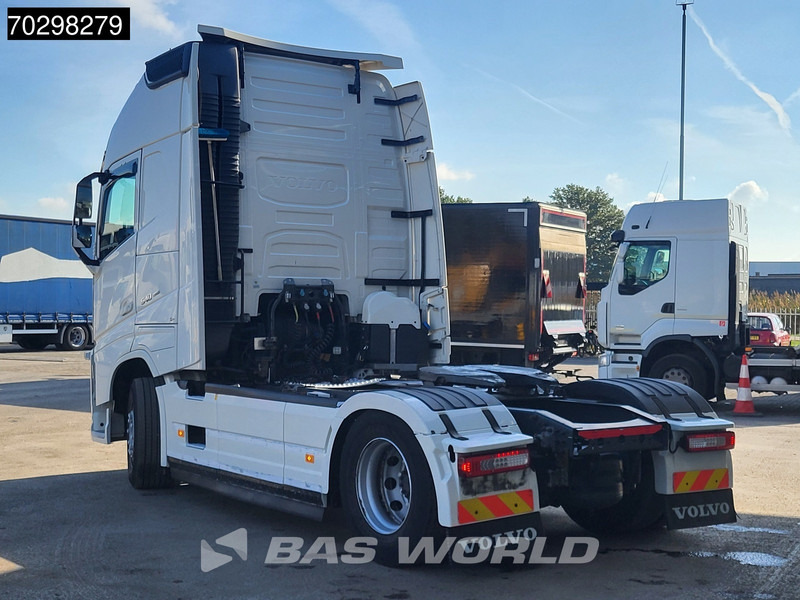 Volvo FH 540 4X2 XL Retarder 2xTanks Xenon Euro 6 - Влекач: снимка 2 Volvo FH 540 4X2 XL Retarder 2xTanks Xenon Euro 6 - Влекач: снимка 2