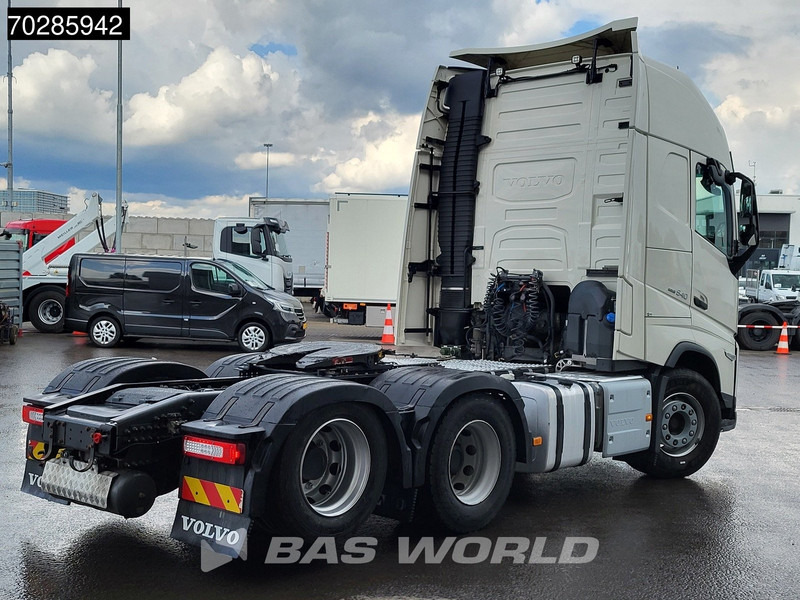Volvo FH 540 FH 6X2 XL Retarder 2xTanks Liftachse Navi ACC LED Euro 6 - Влекач: снимка 3 Volvo FH 540 FH 6X2 XL Retarder 2xTanks Liftachse Navi ACC LED Euro 6 - Влекач: снимка 3