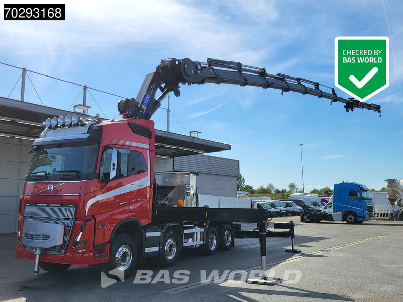 Volvo FH16 650 FH16 8X2 HMF 7020K-RCS Crane + Fly-Jib Lift+Steering-Axle Navi LED ACC Euro 6 - Влекач: снимка 1 Volvo FH16 650 FH16 8X2 HMF 7020K-RCS Crane + Fly-Jib Lift+Steering-Axle Navi LED ACC Euro 6 - Влекач: снимка 1