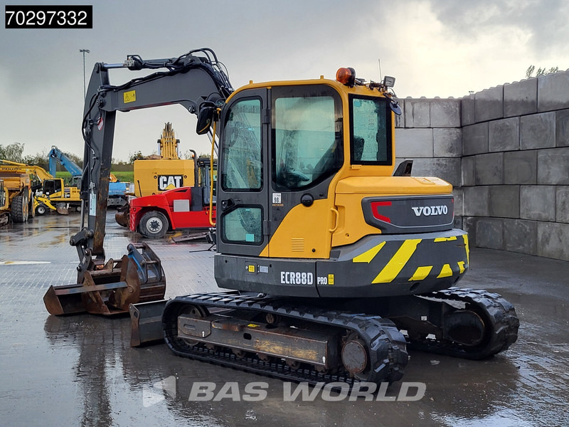 Volvo ECR88 D A/C - 3 Buckets - Мини багер: снимка 3 Volvo ECR88 D A/C - 3 Buckets - Мини багер: снимка 3
