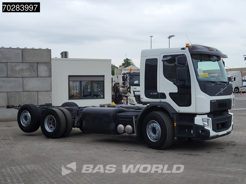 Volvo FE 320 FE 6X2 Retarder 2xTanks CNG Euro 6 - Шаси кабина: снимка 3 Volvo FE 320 FE 6X2 Retarder 2xTanks CNG Euro 6 - Шаси кабина: снимка 3