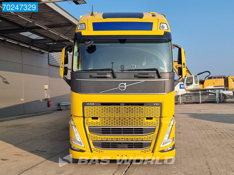 Volvo FH 460 6X2 LNG JUMBO LKW ACC Navi Standklima Liftachse - Камион с брезент: снимка 3 Volvo FH 460 6X2 LNG JUMBO LKW ACC Navi Standklima Liftachse - Камион с брезент: снимка 3