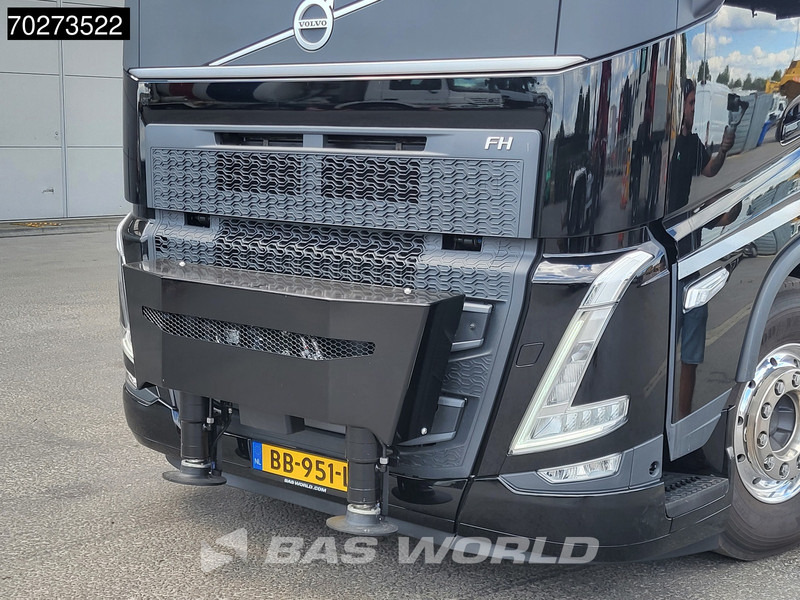 Лизинг на Volvo FH 500 8X2 NEW NL-Truck Palfinger PK110002 SH Crane + Fly-Jib Winch VEB+ Volvo FH 500 8X2 NEW NL-Truck Palfinger PK110002 SH Crane + Fly-Jib Winch VEB+: снимка 9