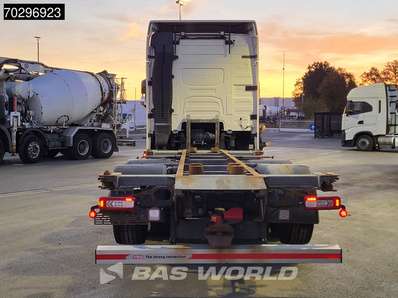 Volvo FH 540 6X2 Lift+Steering Axle ACC Automatic Retarder Euro 6 - Контейнеровоз/ Сменна каросерия камион: снимка 3 Volvo FH 540 6X2 Lift+Steering Axle ACC Automatic Retarder Euro 6 - Контейнеровоз/ Сменна каросерия камион: снимка 3