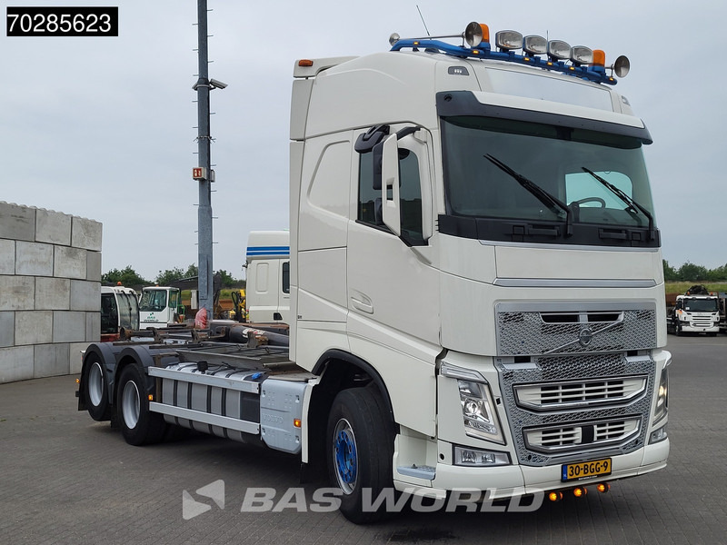 Volvo FH 540 FH 6X2 NL-Truck 26Tons Hyva lift VEB+ Liftachse Xenon Euro 6 - Мултилифт с кука камион: снимка 3 Volvo FH 540 FH 6X2 NL-Truck 26Tons Hyva lift VEB+ Liftachse Xenon Euro 6 - Мултилифт с кука камион: снимка 3