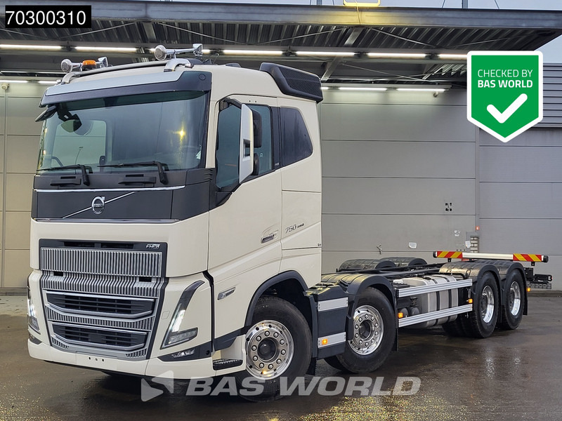 Volvo FH16 750 FH 8X4 NEW 8x4 chassis! Air suspension Big-Axle Automatic VEB+ Euro 6 - Шаси кабина: снимка 1 Volvo FH16 750 FH 8X4 NEW 8x4 chassis! Air suspension Big-Axle Automatic VEB+ Euro 6 - Шаси кабина: снимка 1