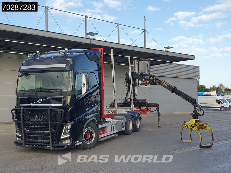 Volvo FH16 750 FH16 6X4 HIAB E96S 79 wood crane Retarder Dynamic-Steering Big-Axle Euro 6 - Камион за дърва, Камион с кран: снимка 5 Volvo FH16 750 FH16 6X4 HIAB E96S 79 wood crane Retarder Dynamic-Steering Big-Axle Euro 6 - Камион за дърва, Камион с кран: снимка 5