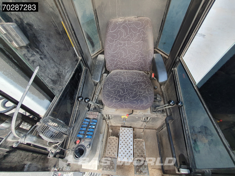 Лизинг на Volvo FH16 750 FH16 6X4 HIAB E96S 79 wood crane Retarder Dynamic-Steering Big-Axle Euro 6 Volvo FH16 750 FH16 6X4 HIAB E96S 79 wood crane Retarder Dynamic-Steering Big-Axle Euro 6: снимка 8