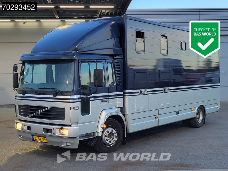 Volvo FL6 180 FL 4X2 NL-Horsetruck 4 Horses Pferdentransport Manual Euro 2 - За превоз на животни камион: снимка 1 Volvo FL6 180 FL 4X2 NL-Horsetruck 4 Horses Pferdentransport Manual Euro 2 - За превоз на животни камион: снимка 1