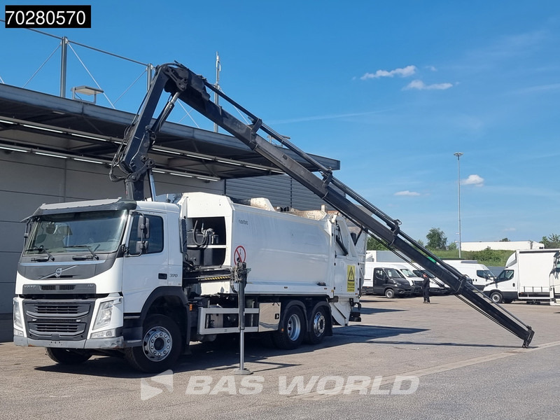 Volvo FM 370 6X2 Hiab X-Hipro 162 Kran GeesinkNorba Lift+Lenkachse VEB Euro 6 - Боклукчийска кола: снимка 5 Volvo FM 370 6X2 Hiab X-Hipro 162 Kran GeesinkNorba Lift+Lenkachse VEB Euro 6 - Боклукчийска кола: снимка 5