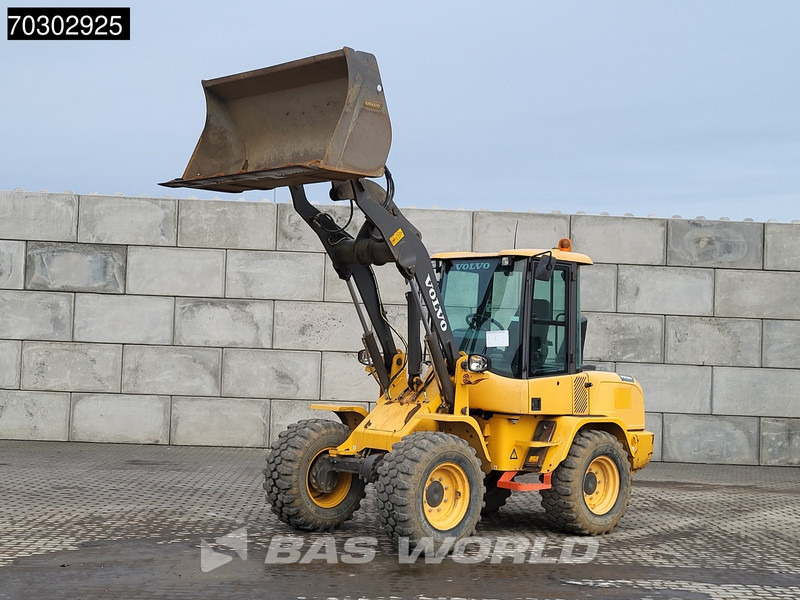 Volvo L30 G - Колесен товарач: снимка 3 Volvo L30 G - Колесен товарач: снимка 3