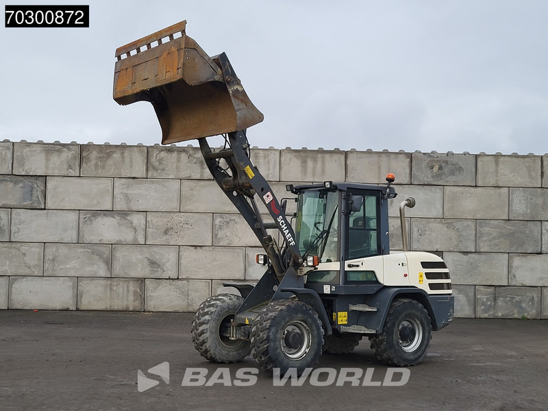 Yanmar TL80 4-1 Buckets + Forks - Колесен товарач: снимка 5 Yanmar TL80 4-1 Buckets + Forks - Колесен товарач: снимка 5