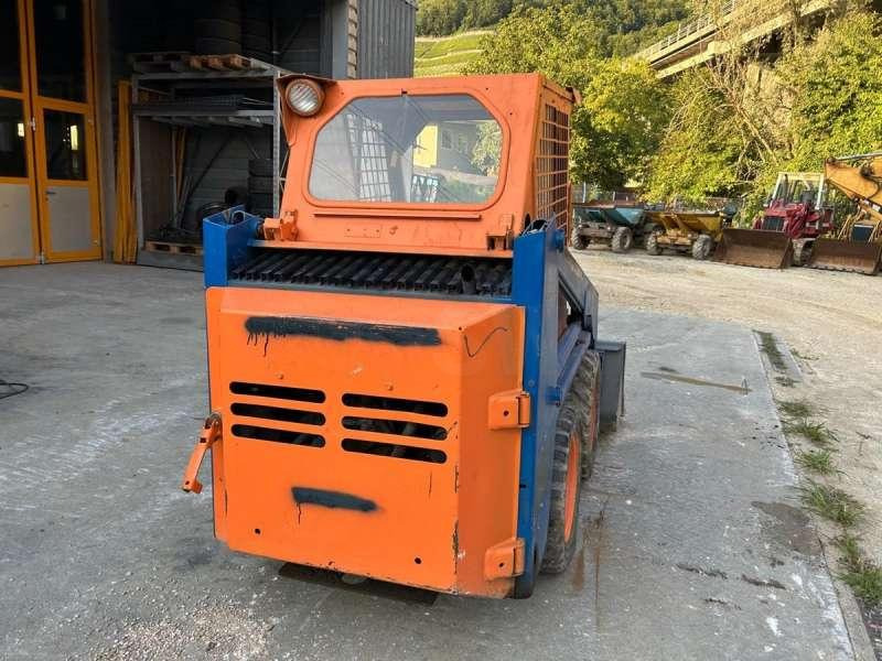 Мини челен товарач Bobcat 543 MACHINE SUISSE: снимка 16