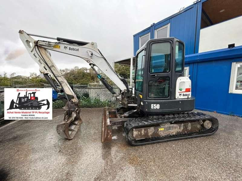 Bobcat E50 - Мини багер: снимка 1 Bobcat E50 - Мини багер: снимка 1