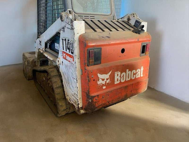 Bobcat T140 - Мини верижен товарач: снимка 2 Bobcat T140 - Мини верижен товарач: снимка 2