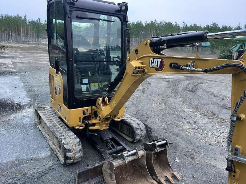 Caterpillar 302 - Мини багер: снимка 3 Caterpillar 302 - Мини багер: снимка 3