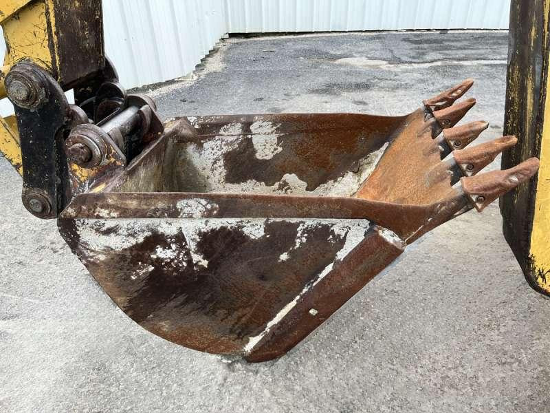 Багер-товарач Caterpillar 428C: снимка 31 Багер-товарач Caterpillar 428C: снимка 31