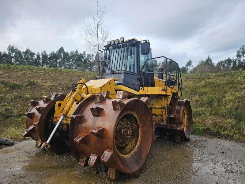 Caterpillar 826GII - Компактор: снимка 2 Caterpillar 826GII - Компактор: снимка 2