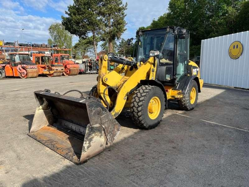 Caterpillar 906H - Колесен товарач: снимка 2 Caterpillar 906H - Колесен товарач: снимка 2