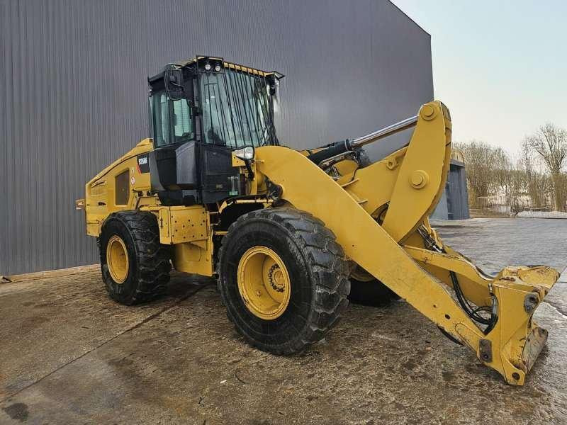 Caterpillar 926M - Колесен товарач: снимка 3 Caterpillar 926M - Колесен товарач: снимка 3