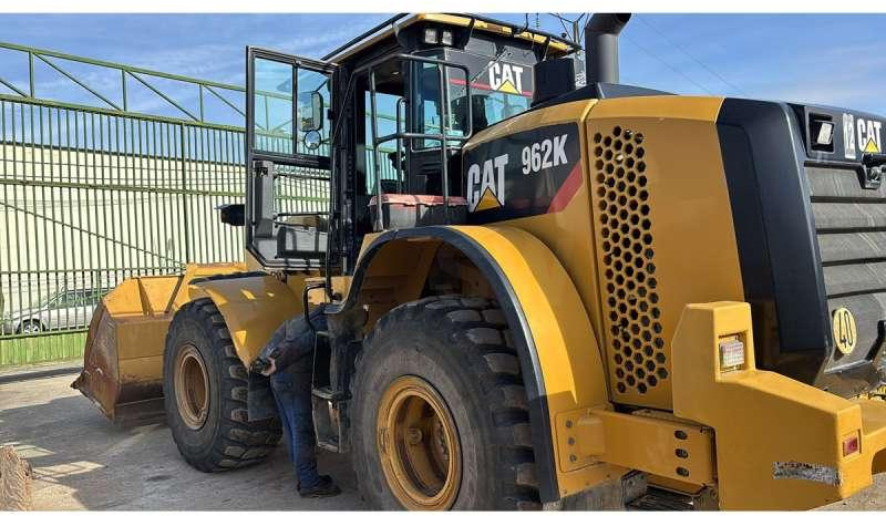 Caterpillar 962K - Колесен товарач: снимка 4 Caterpillar 962K - Колесен товарач: снимка 4