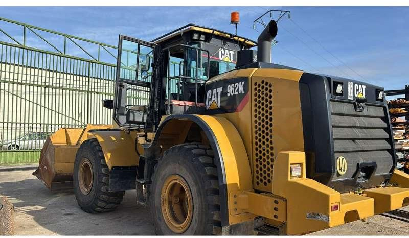 Колесен товарач Caterpillar 962K: снимка 6