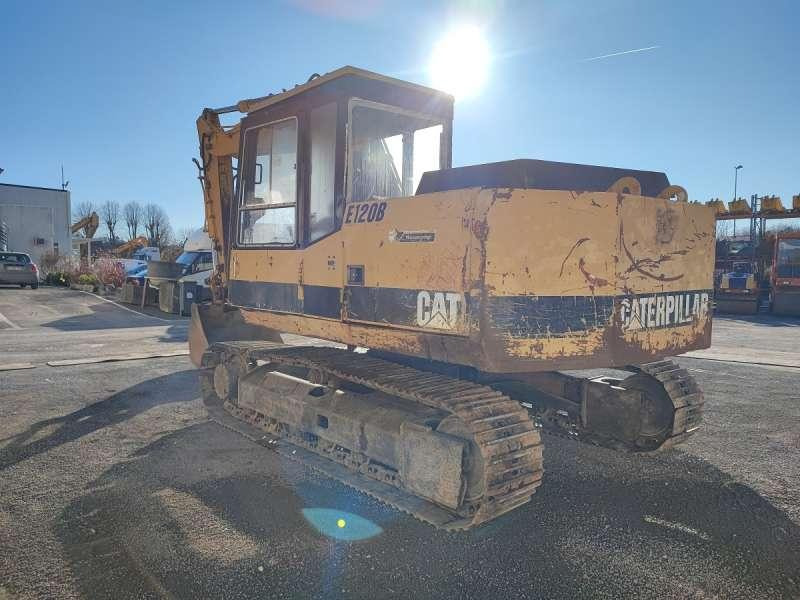 Caterpillar E120B - Верижен багер: снимка 5 Caterpillar E120B - Верижен багер: снимка 5